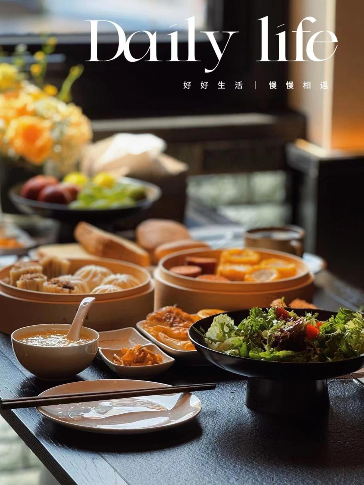 Happy Dragon Courtyard- Newly Renovated With French Windows, Near Tian'Anmen Forbidden City,Lama Temple And Heaven Temple, 3Minutes Walk From Subway,Fluent English Speaking With Tourist Sights Tickets Service ,Free Coffee &Laundry Service Pékin  Extérieur photo