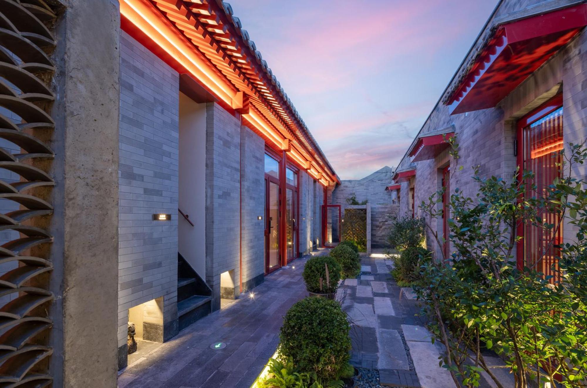 Happy Dragon Courtyard- Newly Renovated With French Windows, Near Tian'Anmen Forbidden City,Lama Temple And Heaven Temple, 3Minutes Walk From Subway,Fluent English Speaking With Tourist Sights Tickets Service ,Free Coffee &Laundry Service Pékin  Extérieur photo
