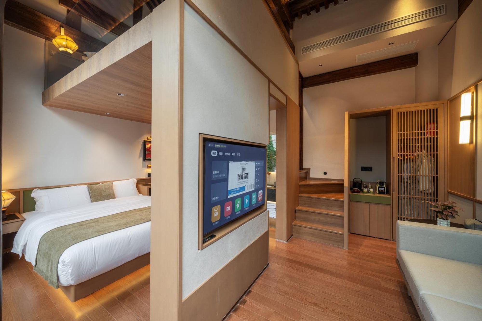 Happy Dragon Courtyard- Newly Renovated With French Windows, Near Tian'Anmen Forbidden City,Lama Temple And Heaven Temple, 3Minutes Walk From Subway,Fluent English Speaking With Tourist Sights Tickets Service ,Free Coffee &Laundry Service Pékin  Extérieur photo